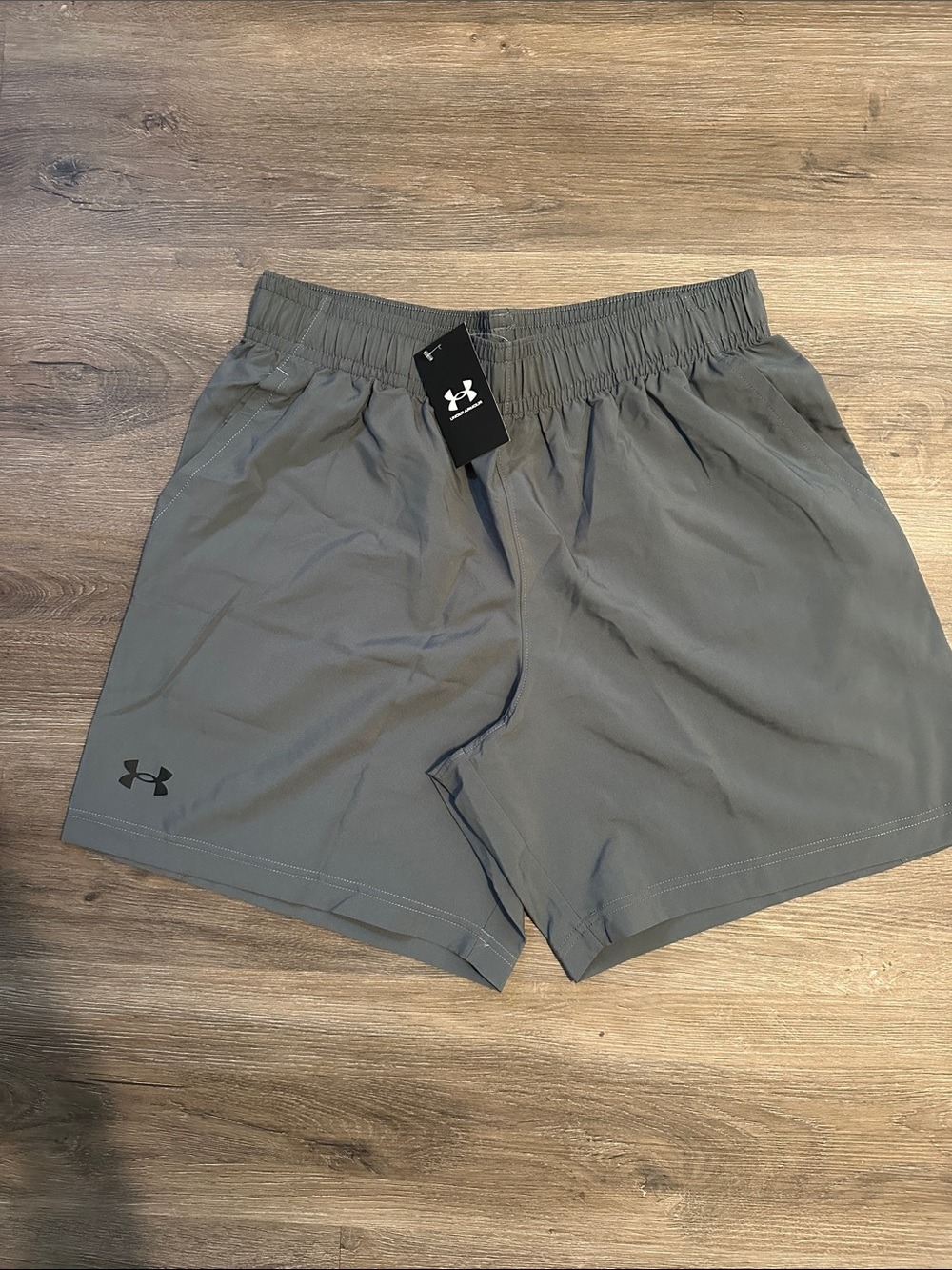 Under Armour Men’s Gray Athletic Shorts Large
